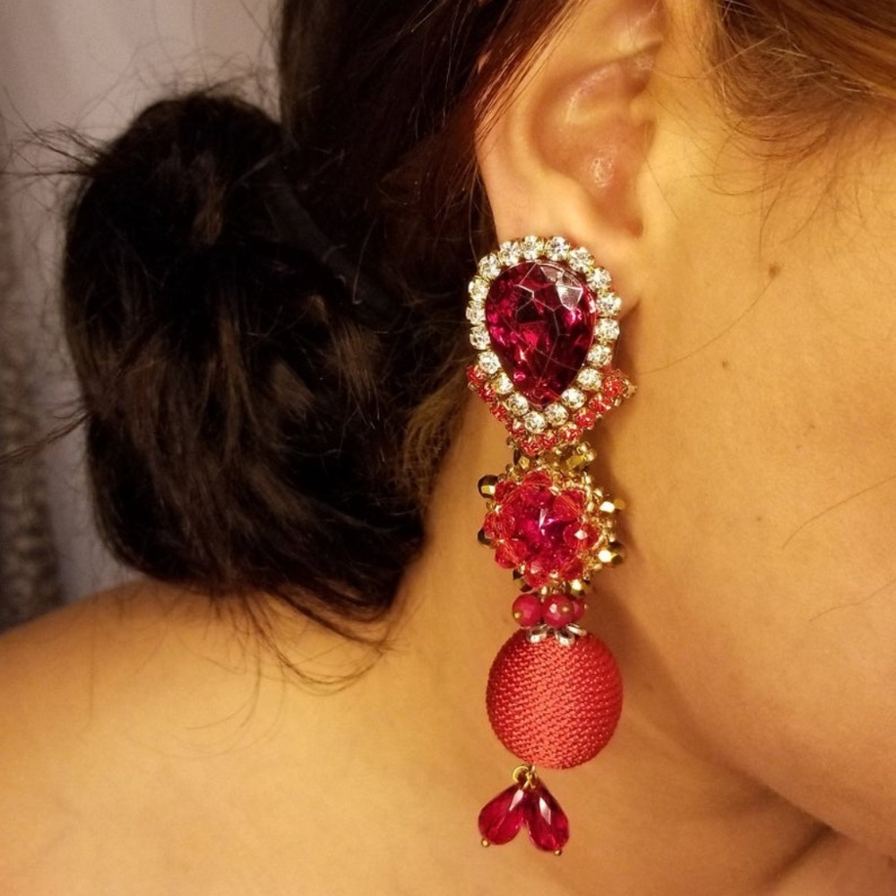 Diamond Cut Rhinestone Earrings - Picture 2 of 2